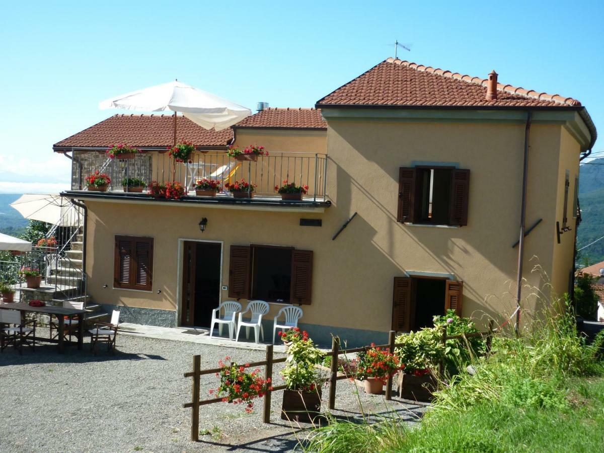 Il Poggio Di Traverde Pontremoli Luaran gambar